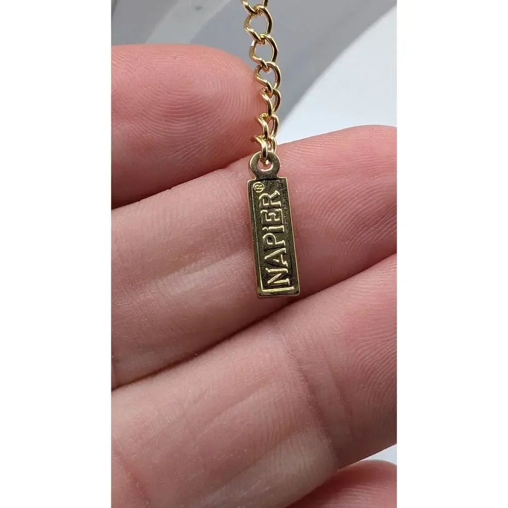 Napier‎ vintage gold toned necklace with rhinestones 18